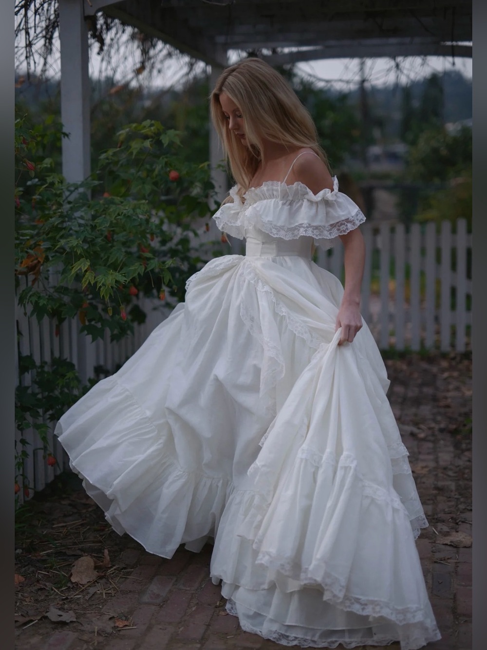 Selkie My Beloved Gown - Picture 1 of 7